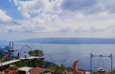 PAKEJ MEDAN + BERASTAGI + TASIK TOBA 4H3M