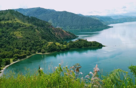 PAKEJ MEDAN + BERASTAGI + TASIK TOBA 4H3M