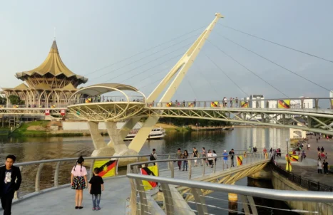 PAKEJ KUCHING SARAWAK 3H2M (HALFBOARD)