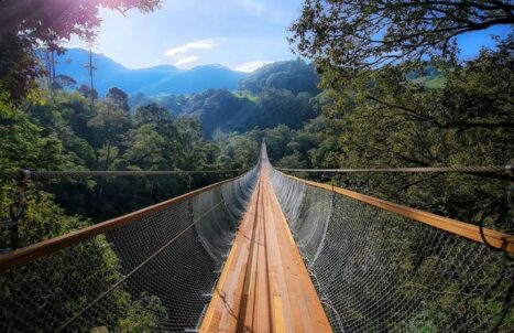 PAKEJ JAKARTA BANDUNG + COMBO TRAIN 5H4M