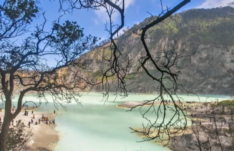 PAKEJ BANDUNG JAKARTA WHOOSH 2X 5H4M