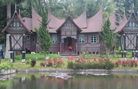 PAKEJ PADANG – BUKITTINGGI – ALAHAN PANJANG 5H4M