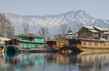 PAKEJ BULAN MADU KASHMIR 6H5M (GROUND)